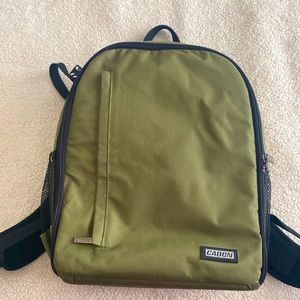 CADEN Camera Backpack Green